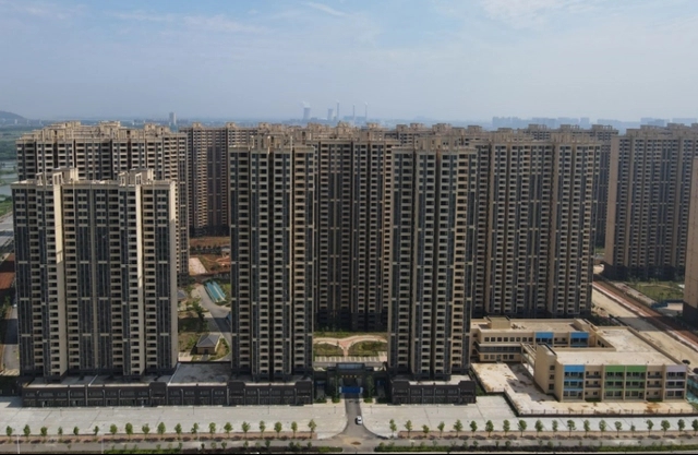 鄂州葛店新城二期40000m2保溫工程